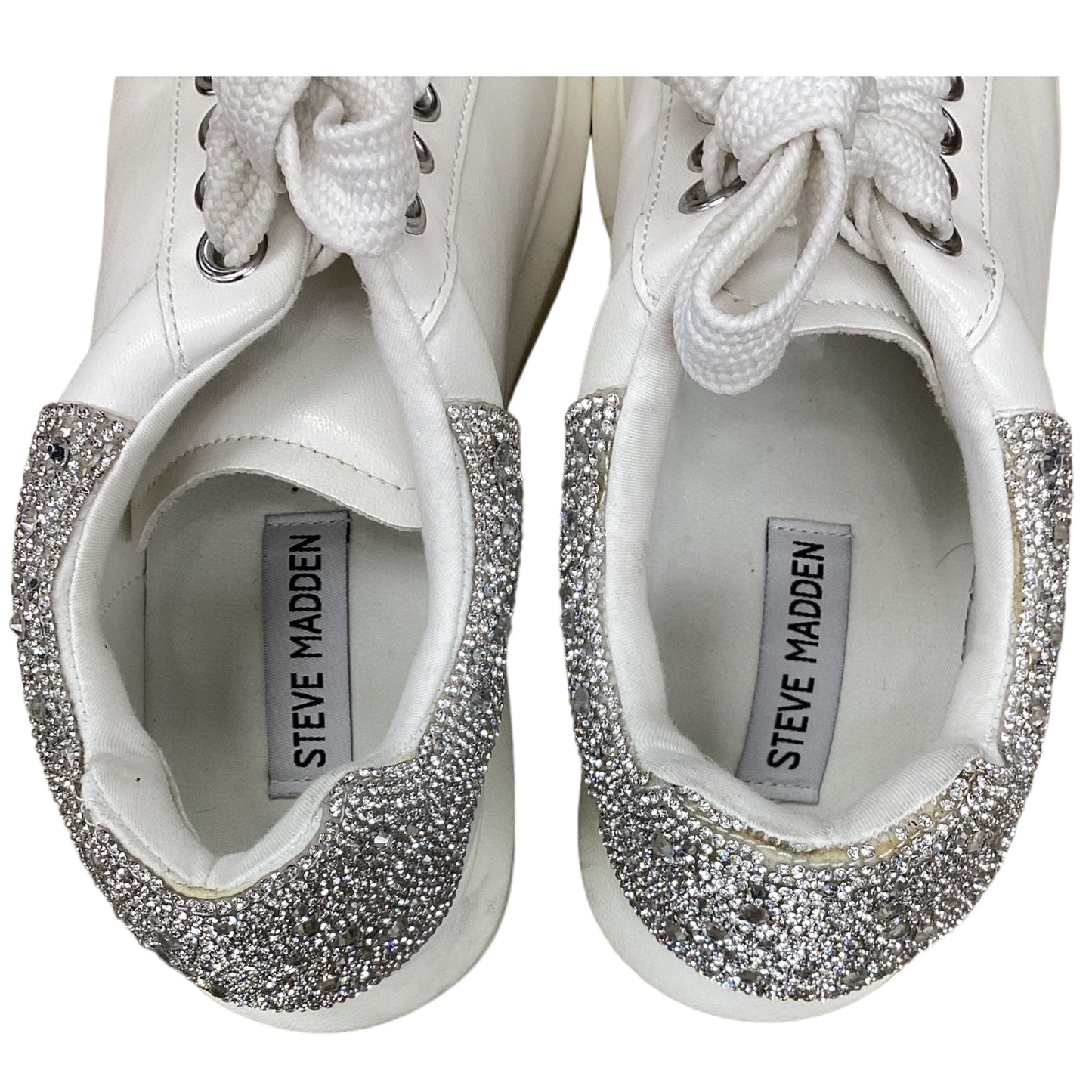 Shoes Sneakers By Steve Madden In Silver & White, Size: 7.5