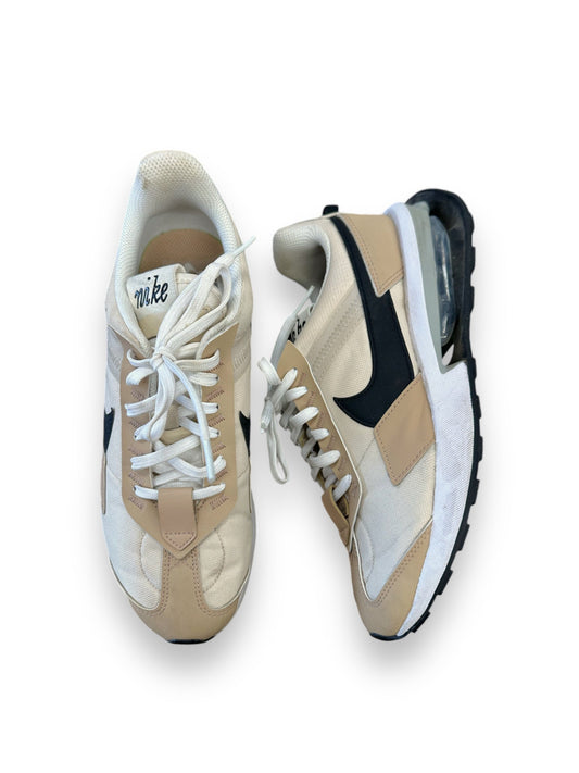 Shoes Athletic By Nike In Brown & White, Size: 9.5