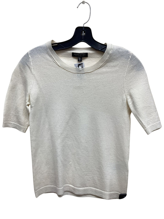 Top Short Sleeve By Banana Republic In Cream, Size: Xs