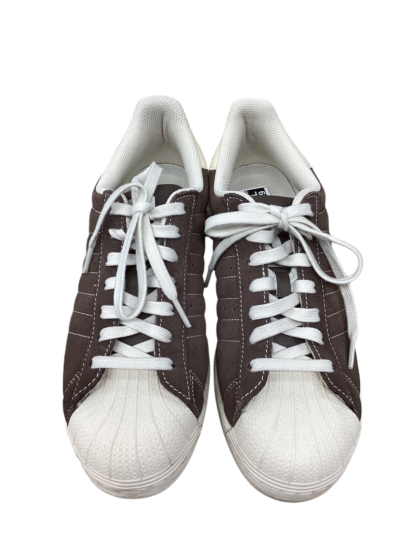 Shoes Sneakers By Adidas In Brown & Cream, Size: 9