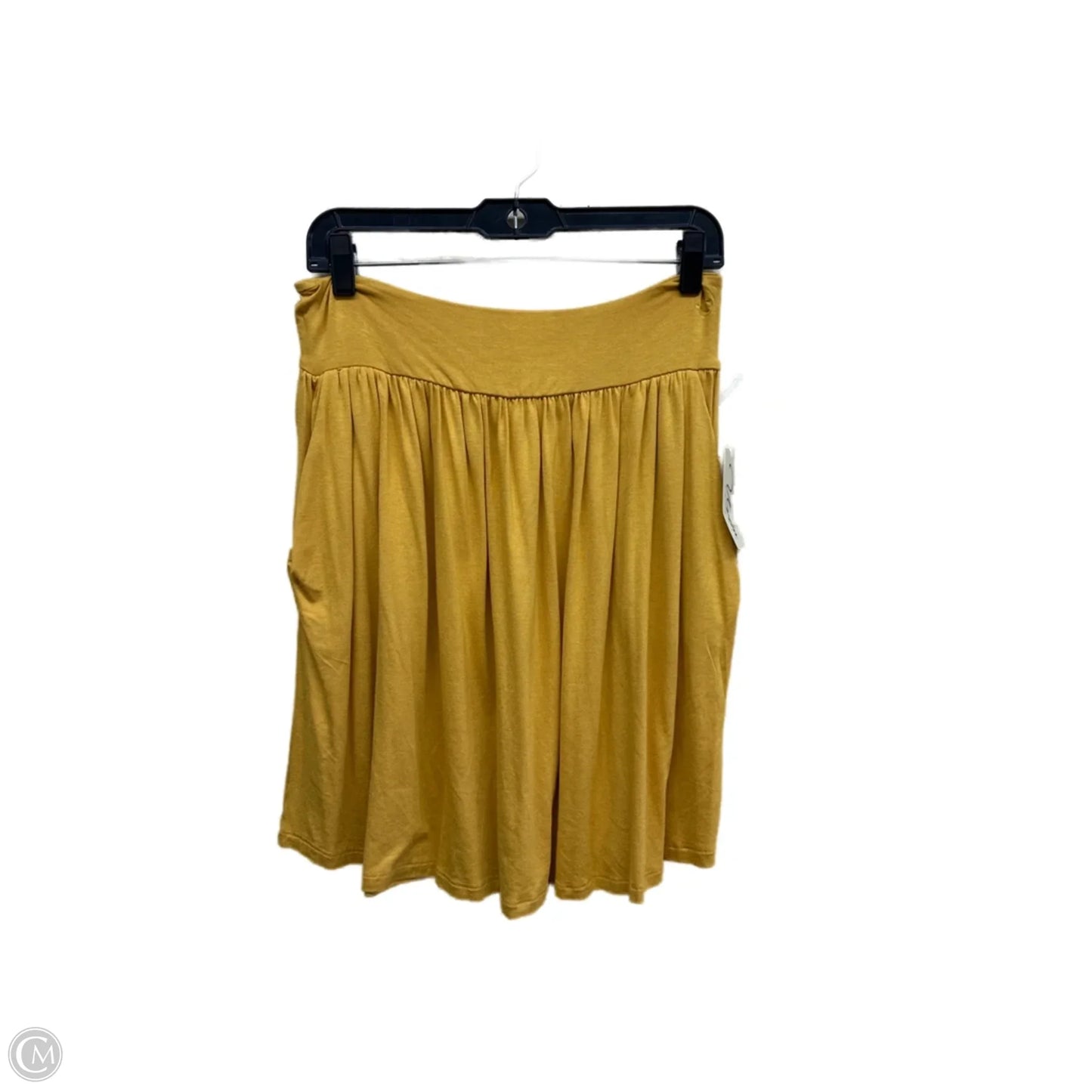 Skirt Mini & Short By Clothes Mentor In Yellow, Size: L