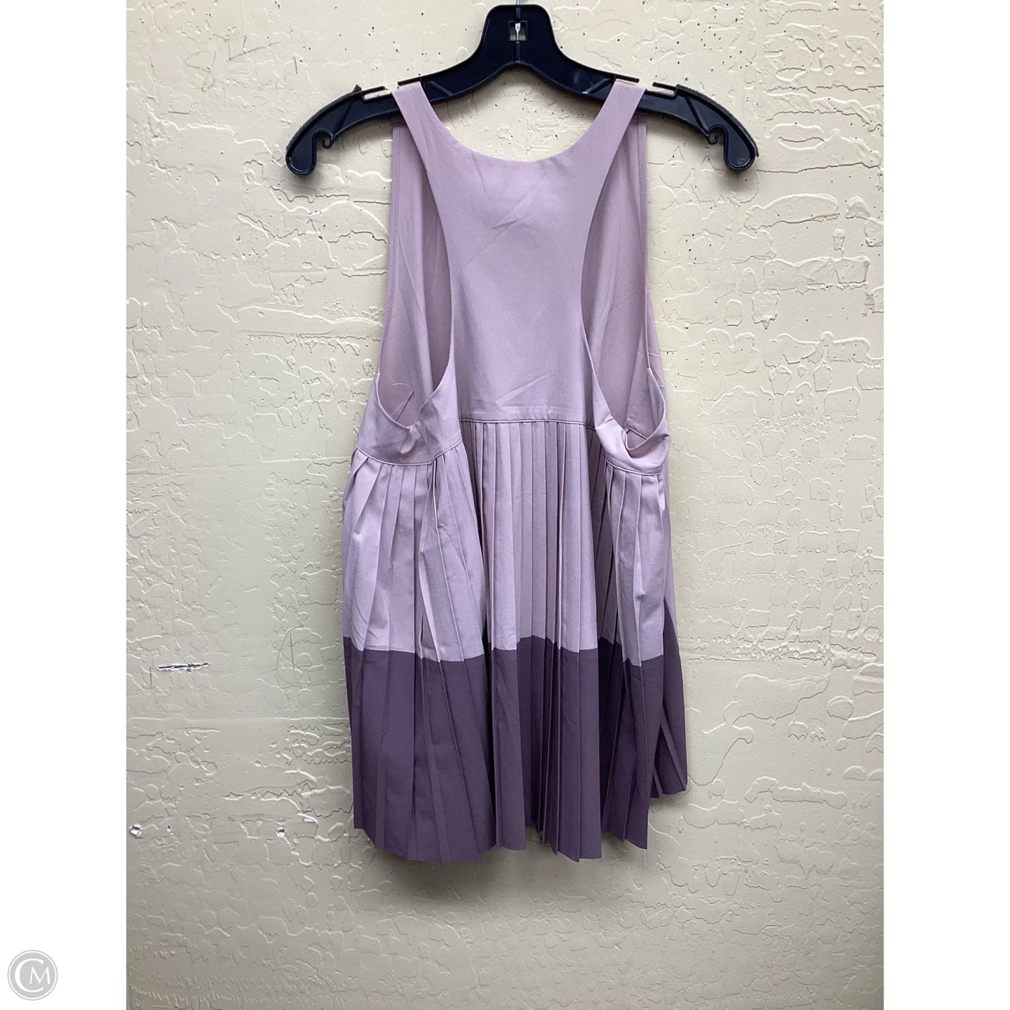 Top Sleeveless By Athleta In Purple, Size: L