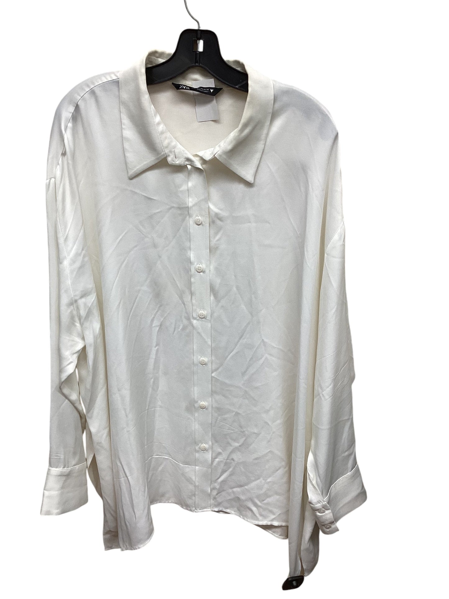 Top Long Sleeve By Zara In White, Size: Xl