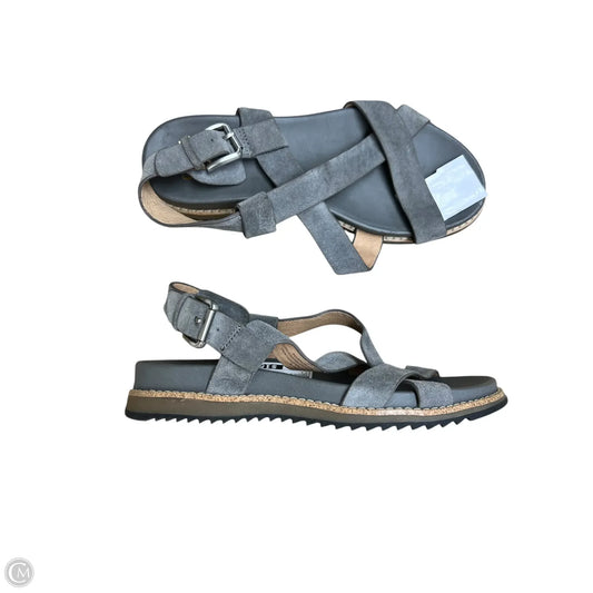 Sandals Flats By Sofft In Grey, Size: 6.5