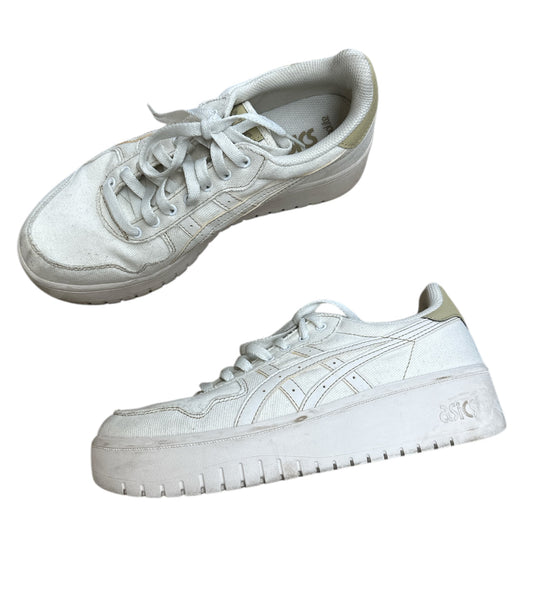 Shoes Sneakers By Asics In Tan, Size: 9