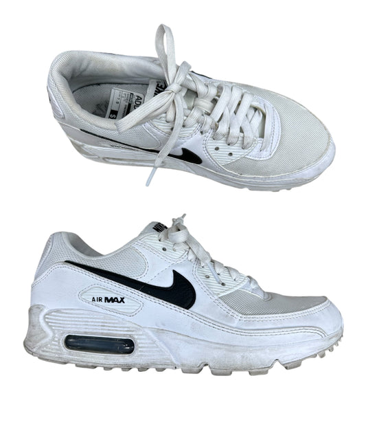 Shoes Sneakers By Nike In White, Size: 7.5