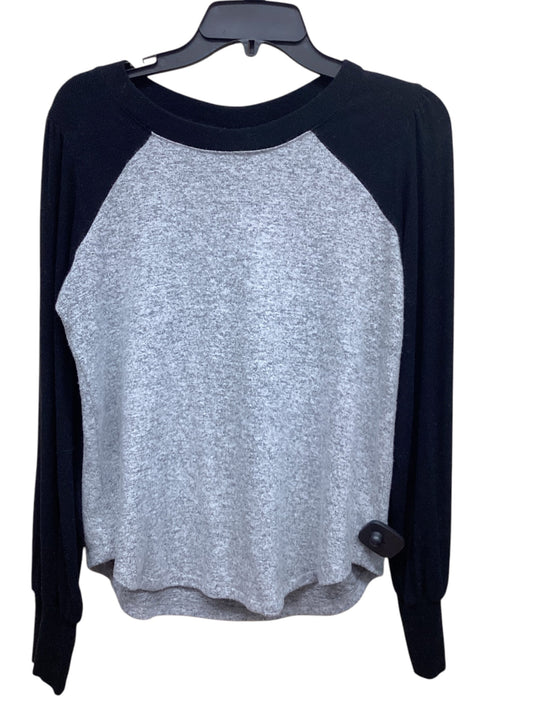 Top Long Sleeve By Evereve In Black & Grey, Size: S