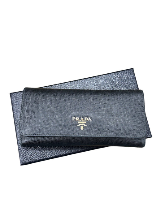 Wallet Luxury Designer By Prada  Size: Medium