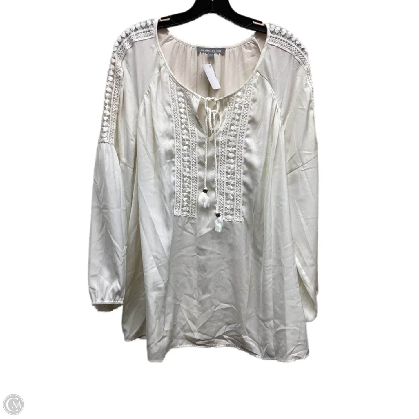 Top Long Sleeve By Daniel Rainn In White, Size: 3x
