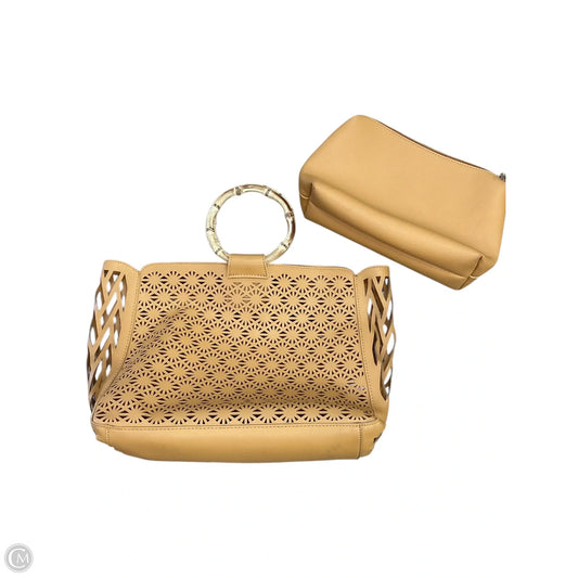 Handbag By Clothes Mentor, Size: Medium