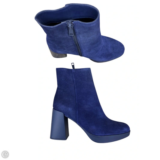 Boots Ankle Heels By Naturalizer In Blue, Size: 7.5
