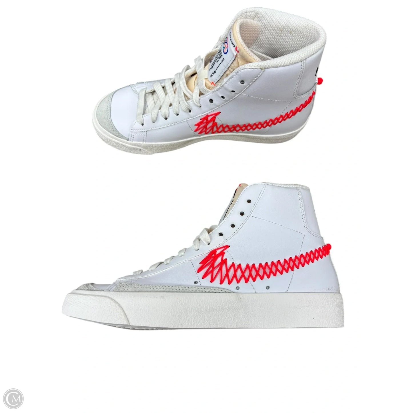 Shoes Sneakers By Nike In White, Size: 5.5