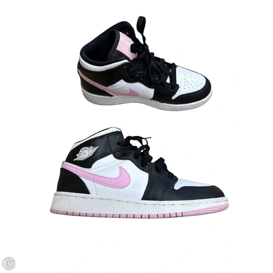 Shoes Sneakers By Nike In White, Size: 6.5