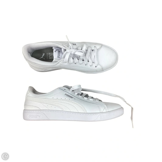 Shoes Sneakers By Puma In White, Size: 7