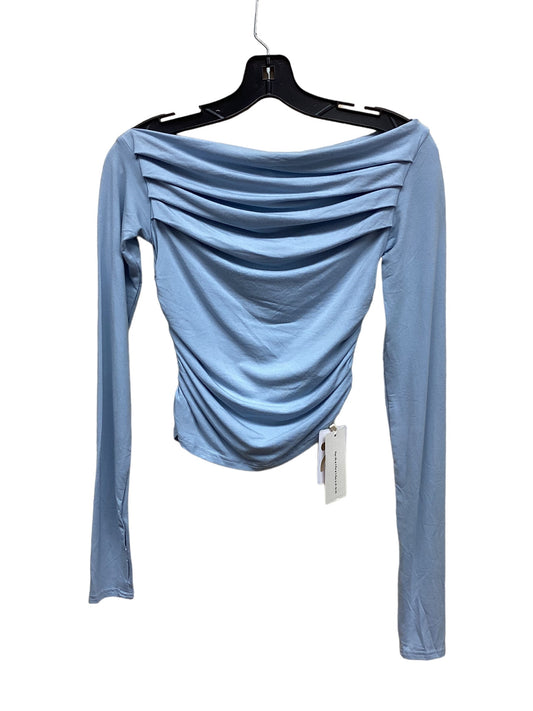 Top Long Sleeve By Clothes Mentor In Blue, Size: M