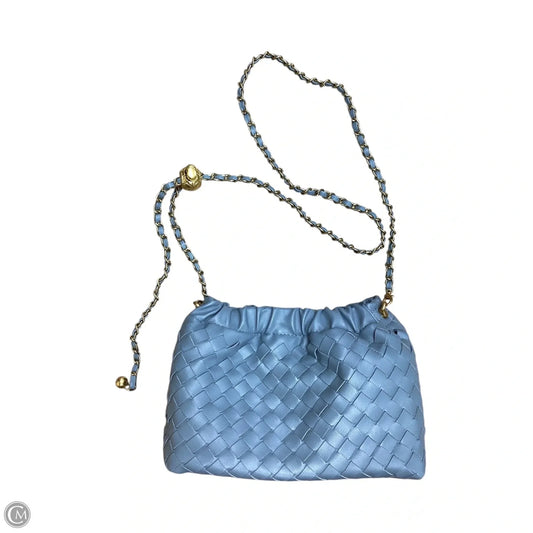 Crossbody By Clothes Mentor, Size: Medium