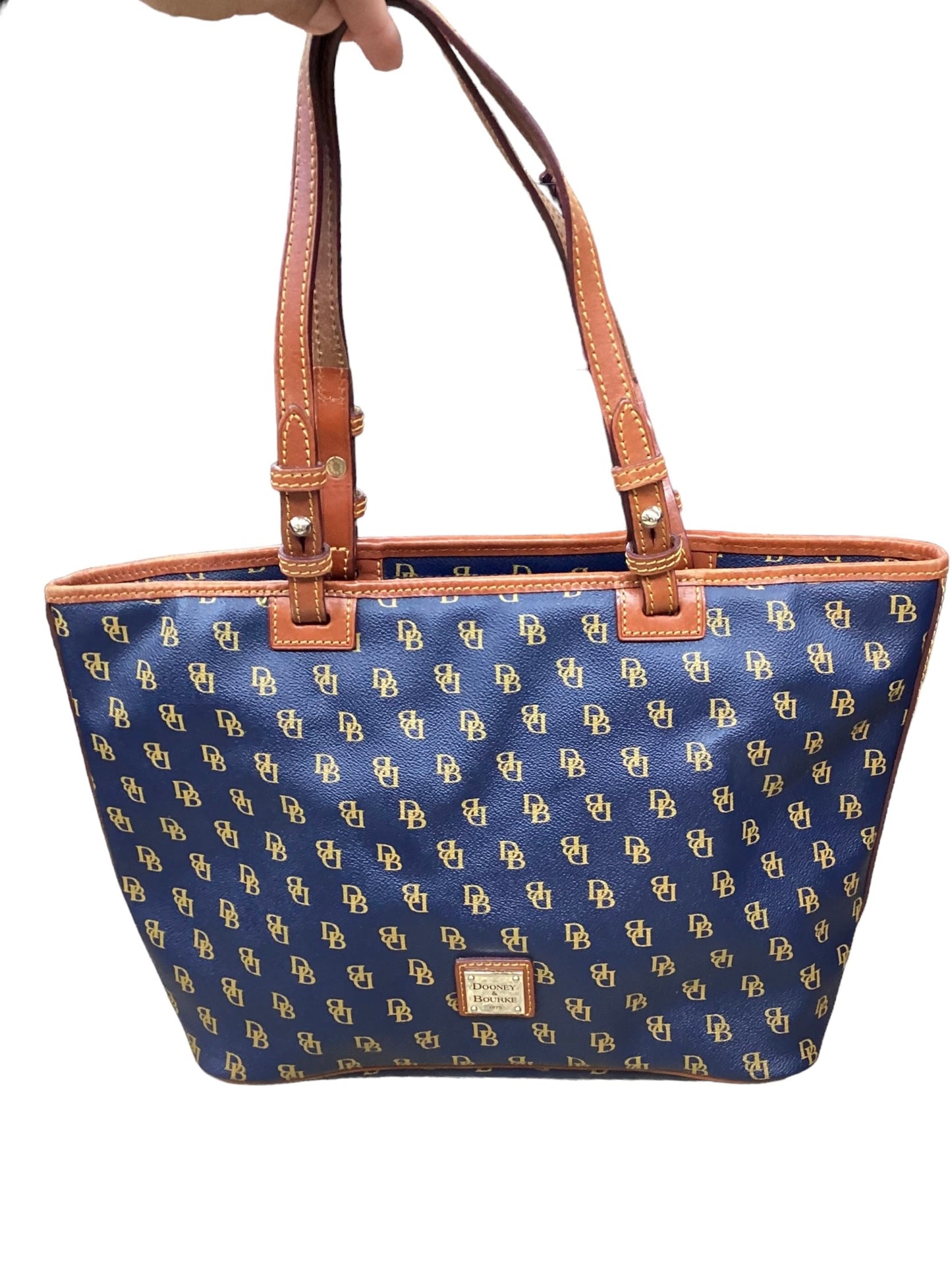 Handbag Designer Dooney And Bourke, Size Medium