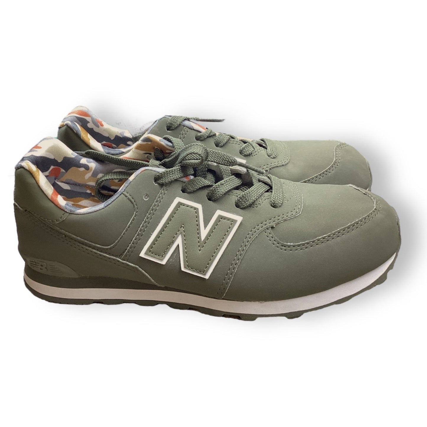 Shoes Sneakers By New Balance In Green, Size: 6.5