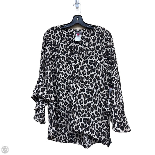 Top Long Sleeve By Vince Camuto In Animal Print, Size: M