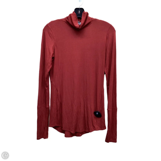 Athletic Top Long Sleeve Collar By Lululemon In Red