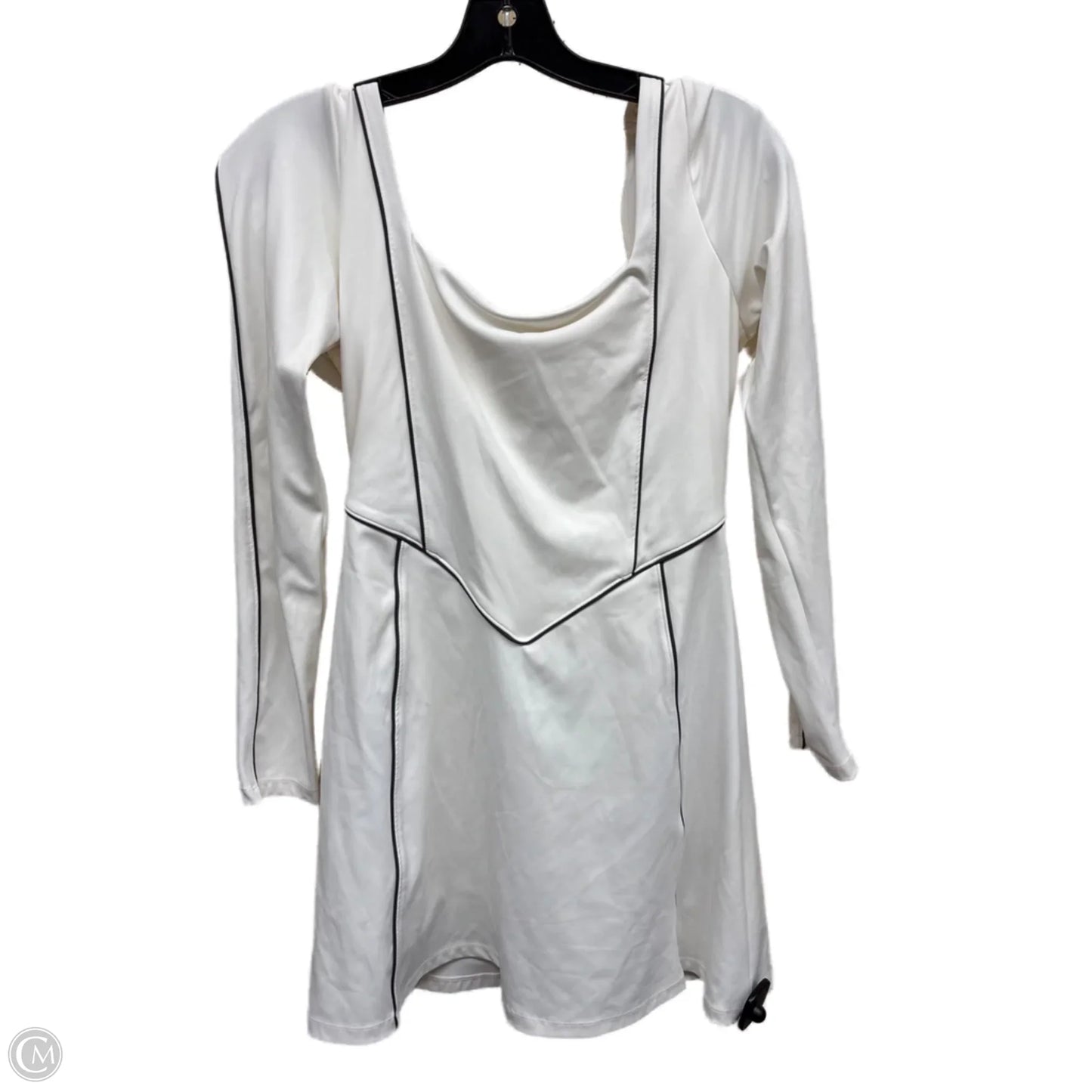 Dress Casual Short By Clothes Mentor In White, Size: Xxl