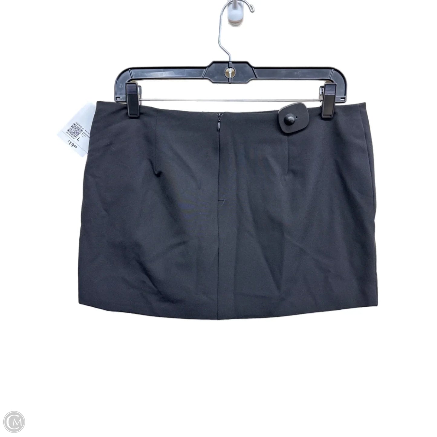 Skirt Mini & Short By Forever 21 In Black, Size: L