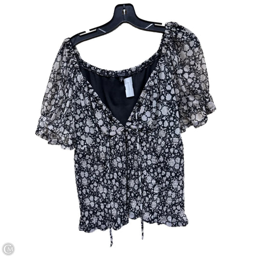 Top Short Sleeve By Clothes Mentor In Floral Print, Size: 2x