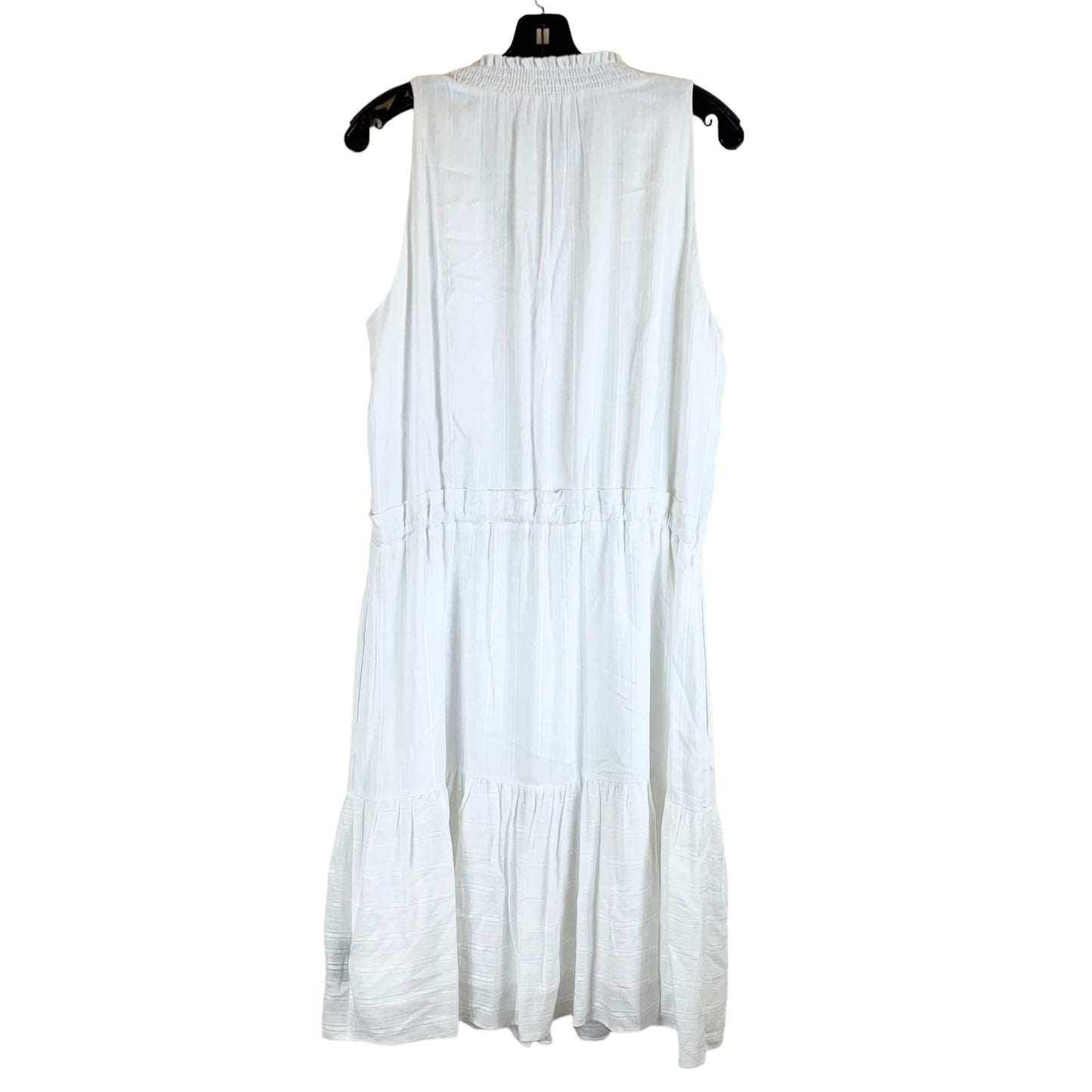 White Dress Casual Short White House Black Market, Size M
