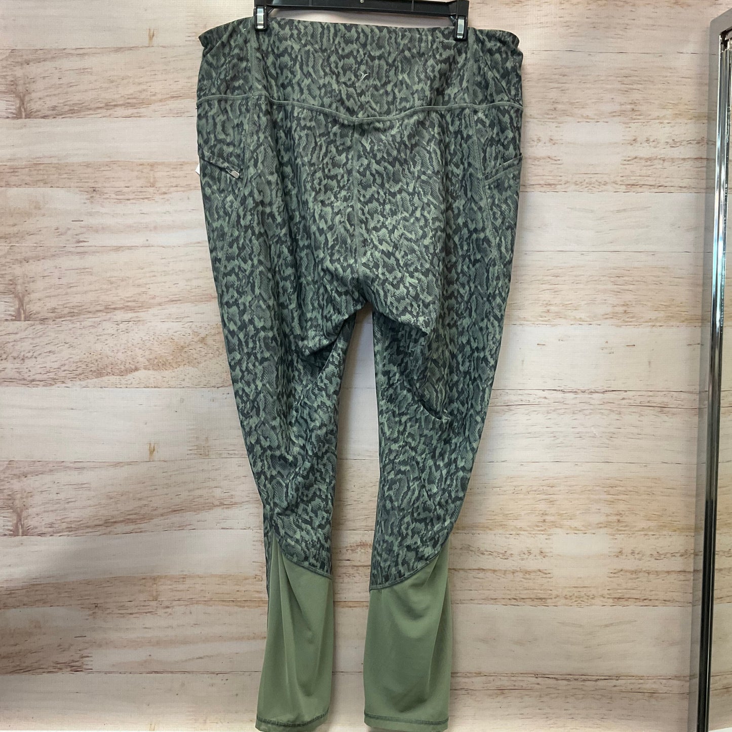 Athletic Leggings By Old Navy In Green, Size: 2x