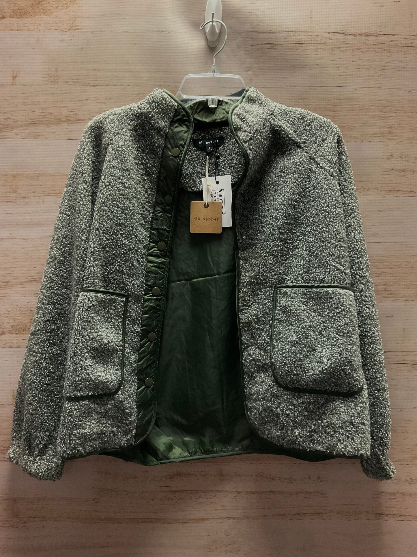 Jacket Faux Fur & Sherpa By Clothes Mentor In Green, Size: S