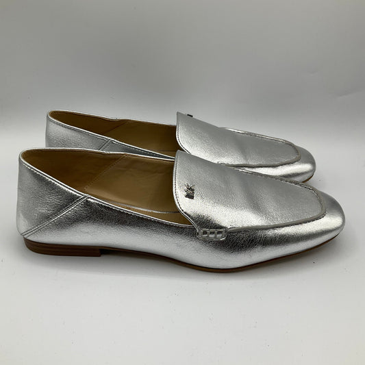 Shoes Flats By Michael Kors In Silver, Size: 7.5