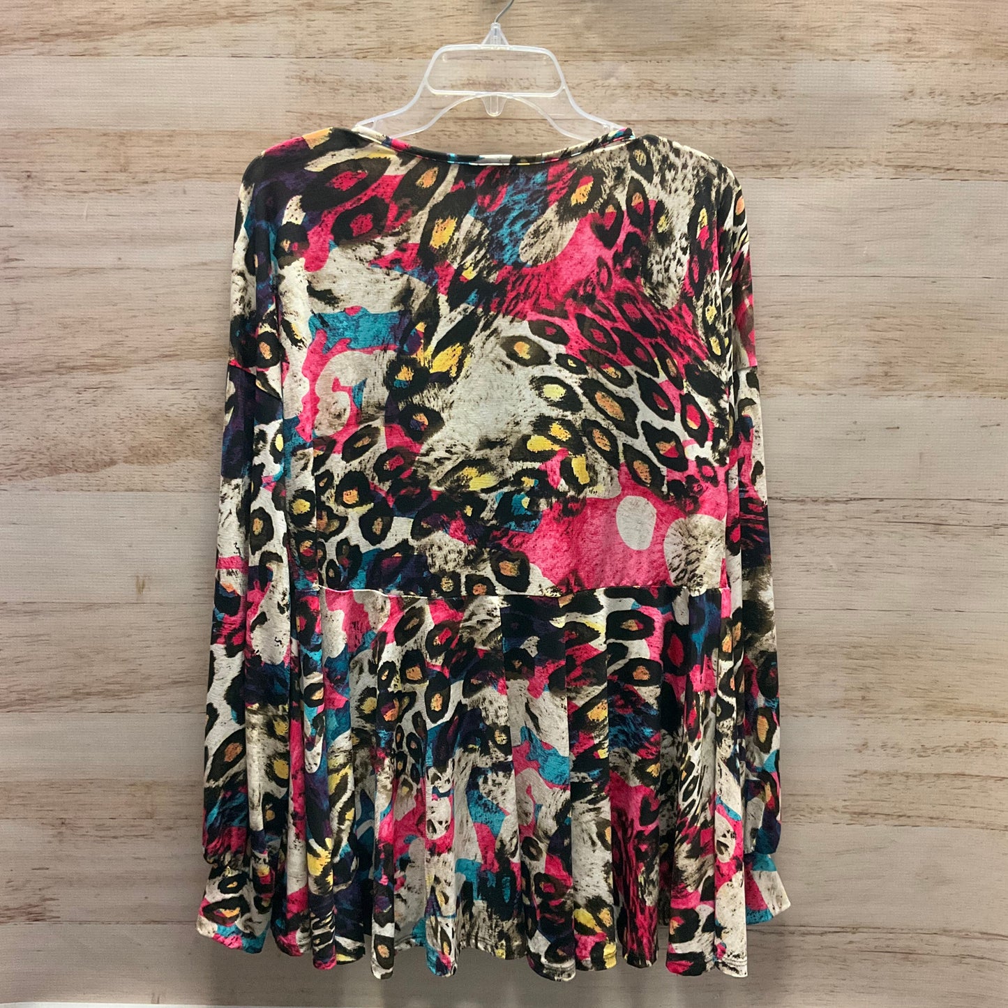 Top Long Sleeve By White Birch In Multi-colored, Size: M