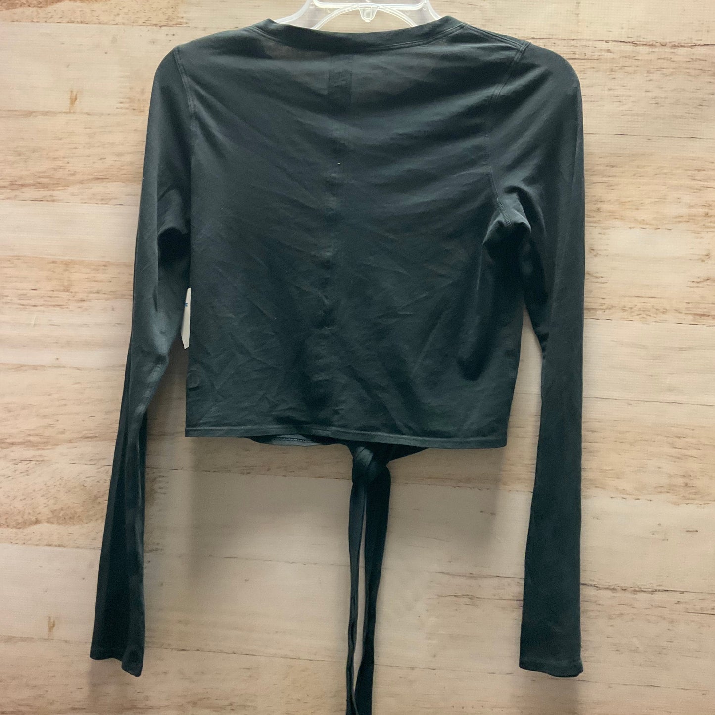 Athletic Top Short Sleeve By Lululemon In Black, Size: 6