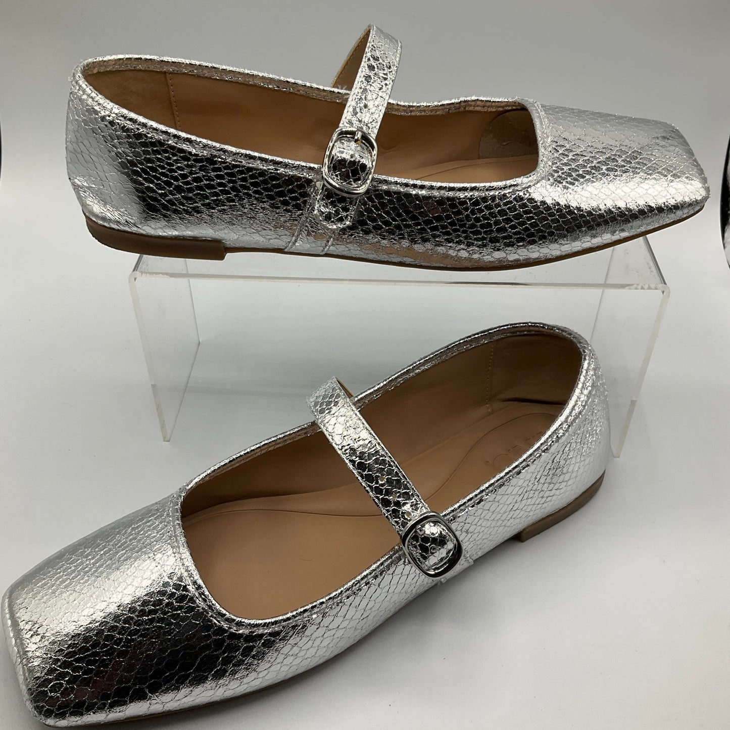 Silver Shoes Flats Inc, Size 8