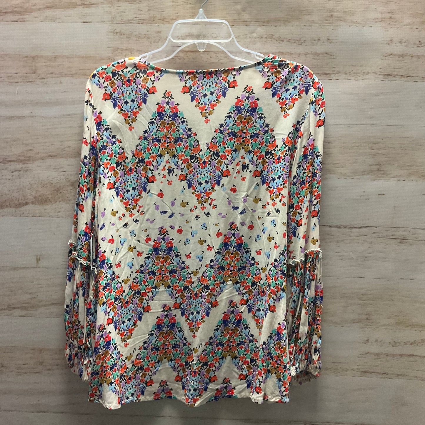 Top Long Sleeve By Democracy In Multi-colored, Size: S