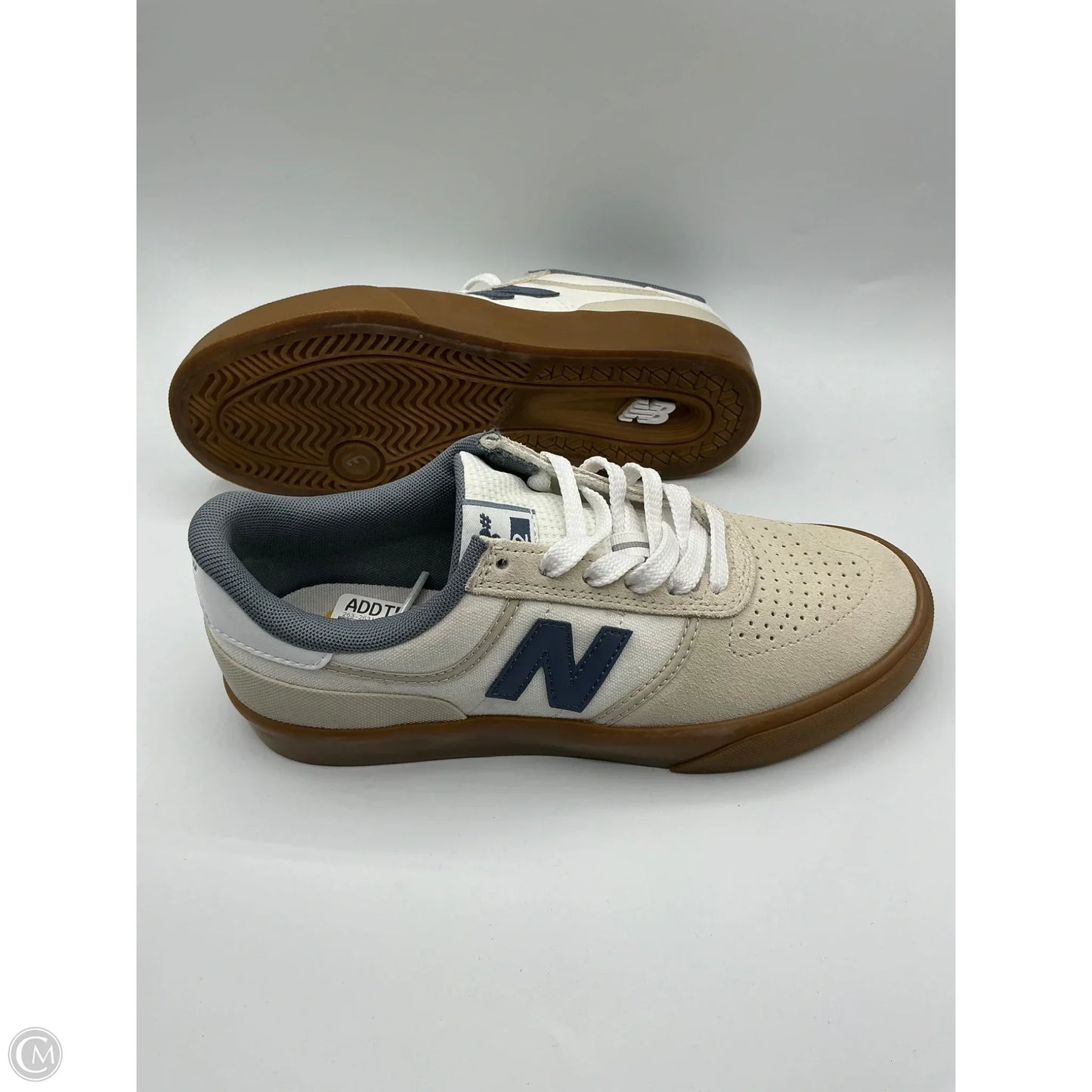 Shoes Athletic By New Balance In White, Size: 6.5