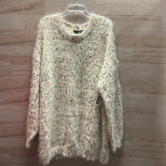 Sweater By Davi & Dani In White, Size: 3x