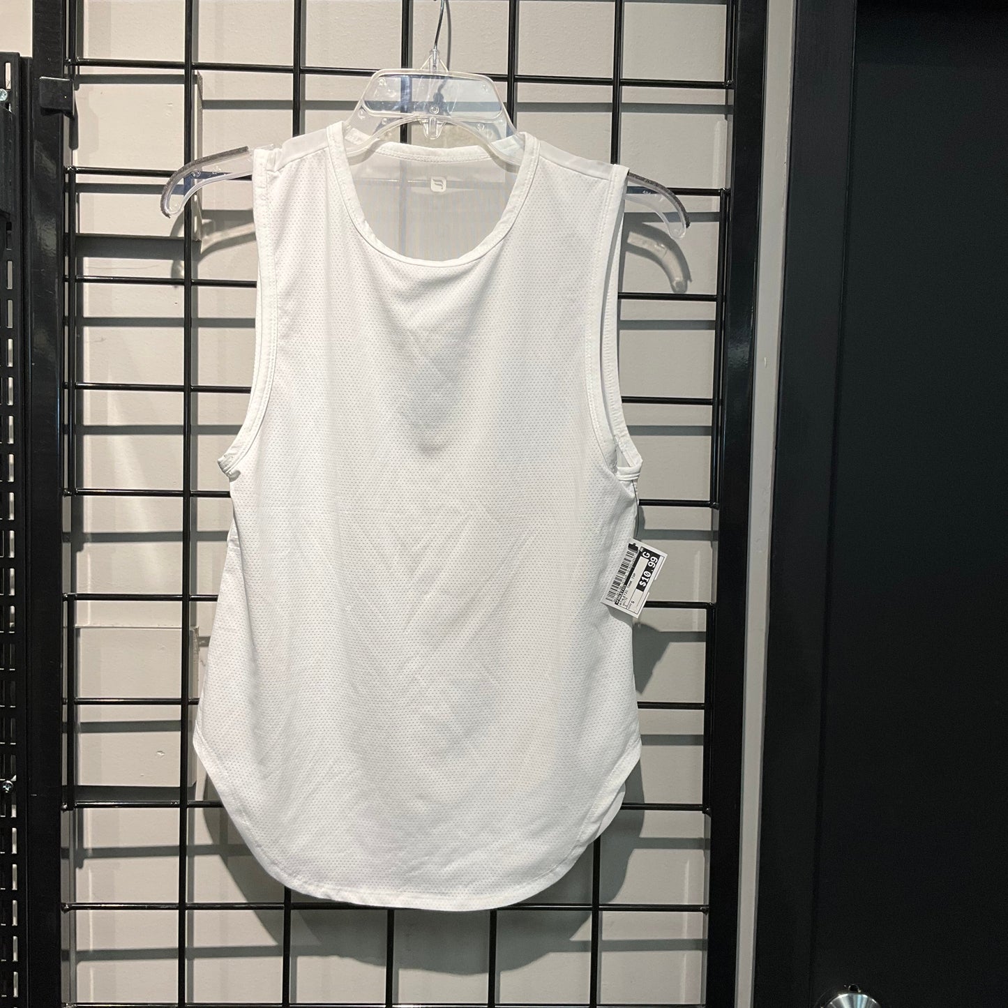 Athletic Tank Top By Fabletics In White, Size: S