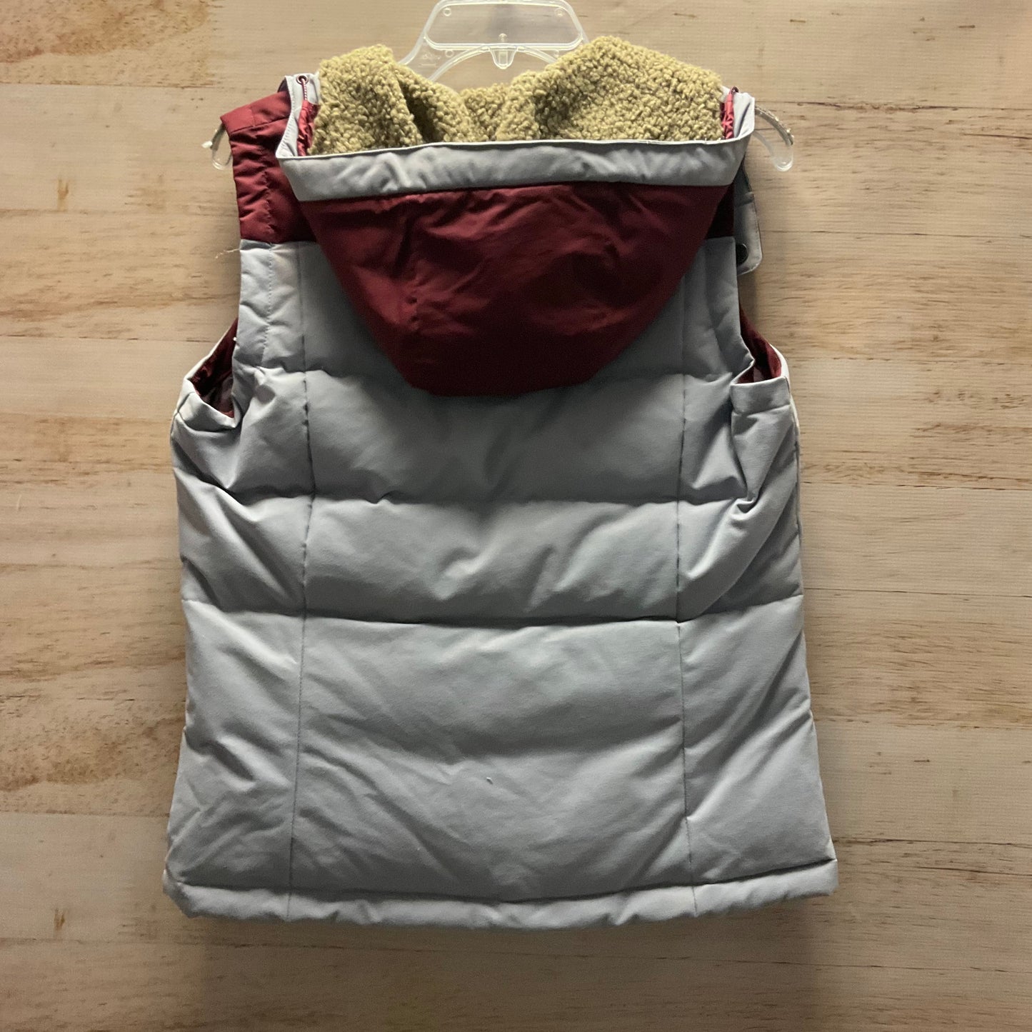 Vest Other By Columbia In Grey & Red, Size: M