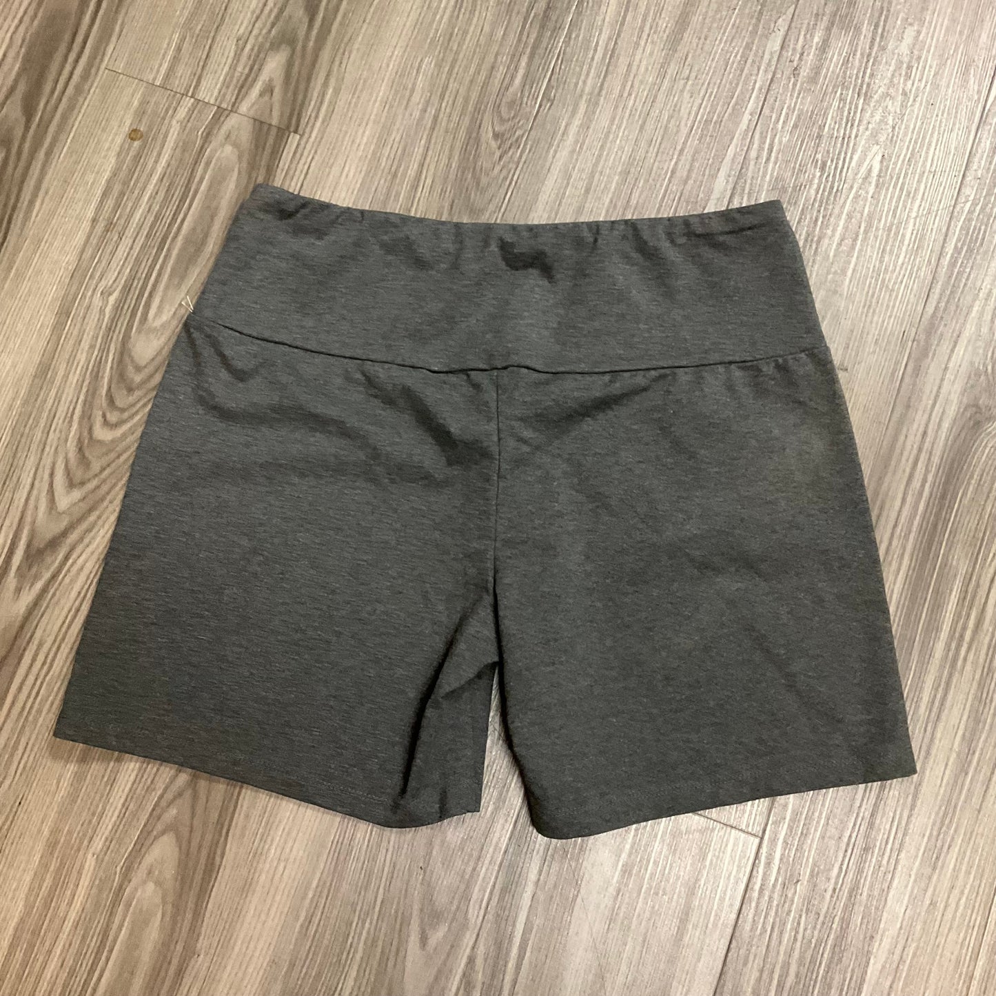 Athletic Shorts By Clothes Mentor In Grey, Size: 2x