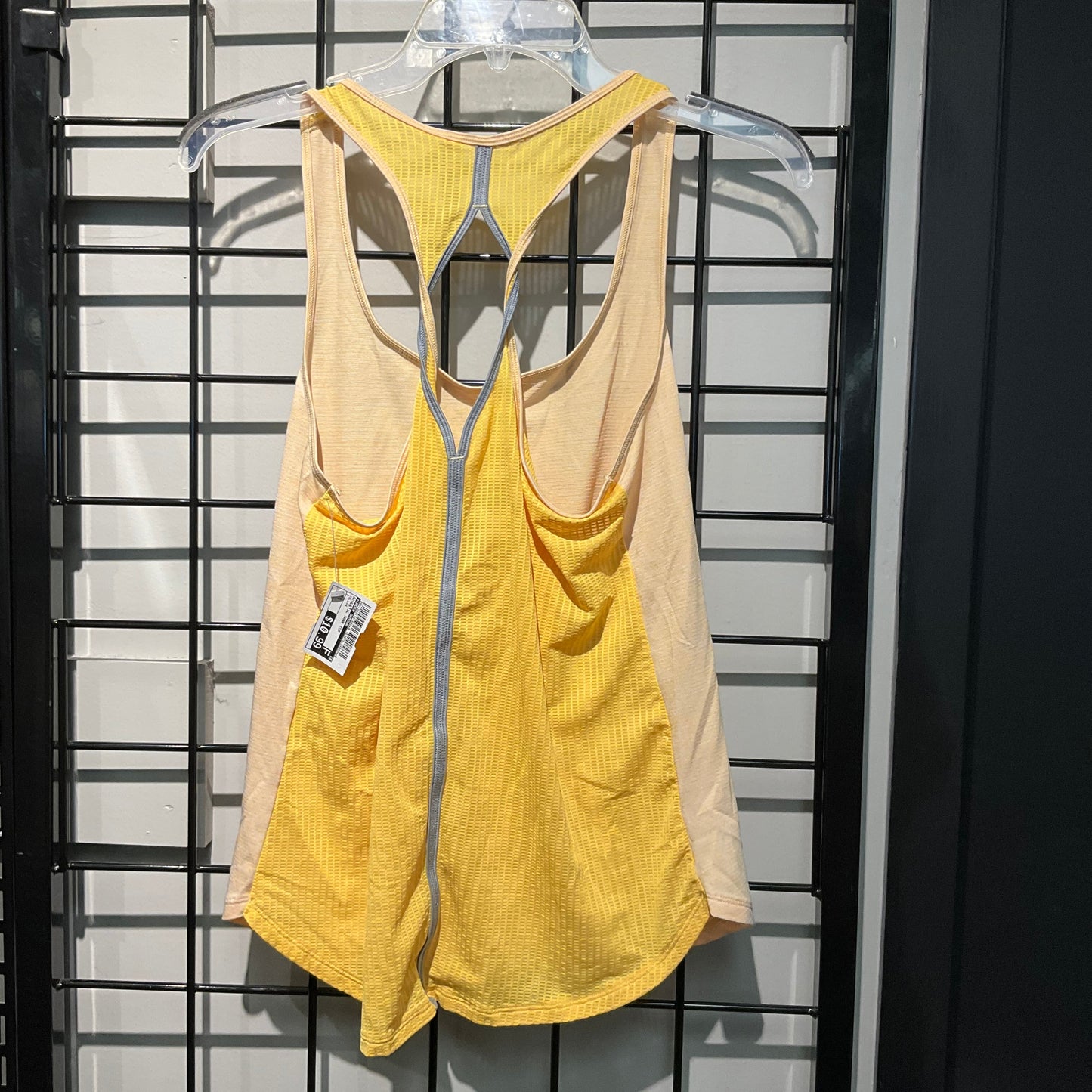 Athletic Tank Top By Under Armour In Yellow, Size: S