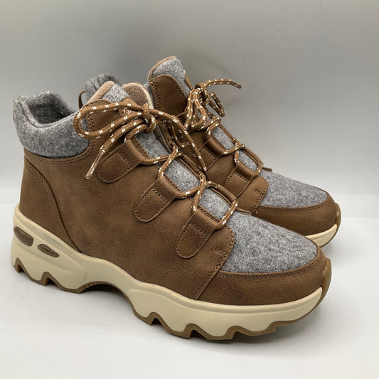 Boots Hiking By Skechers In Beige, Size: 7.5