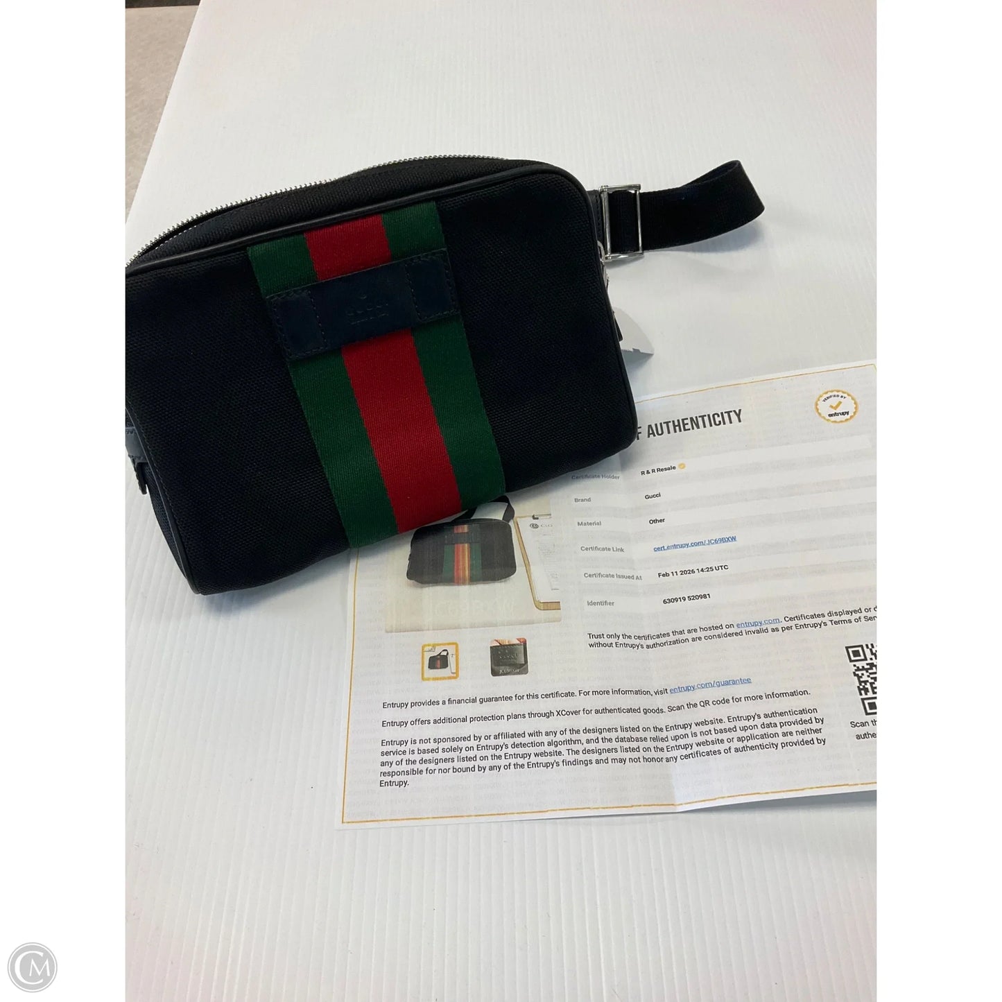 Belt Bag Luxury Designer By Gucci, Size: Small