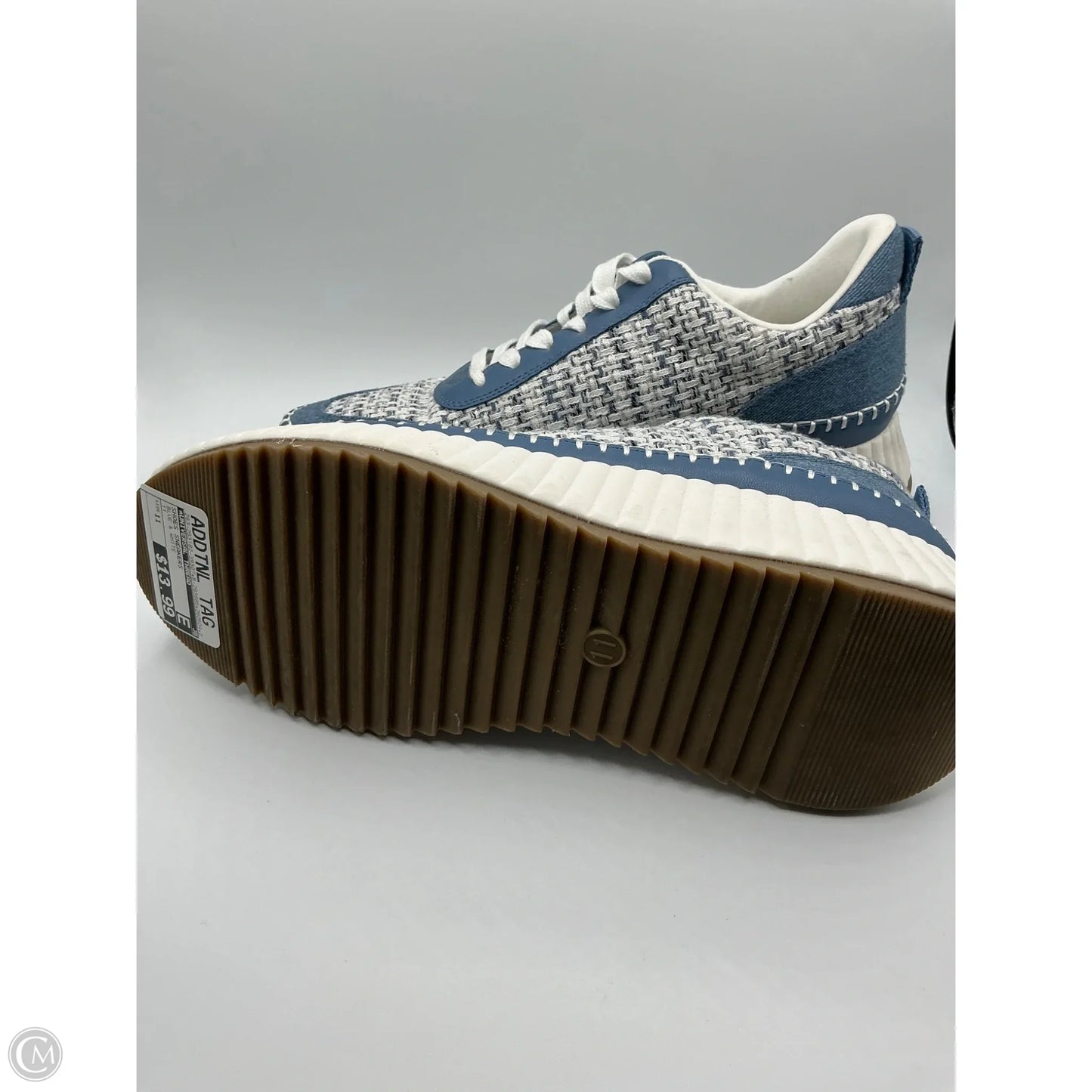 Shoes Sneakers By Universal Thread In Blue & White, Size: 11