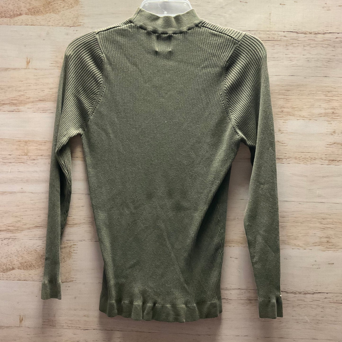 Top Long Sleeve By Zara In Green, Size: L