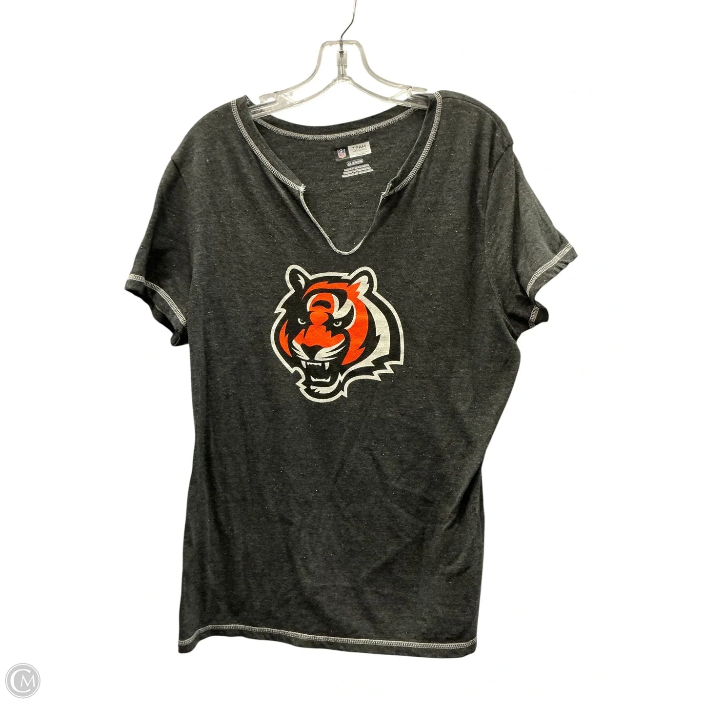 Top Short Sleeve By Nfl In Grey, Size: Xl