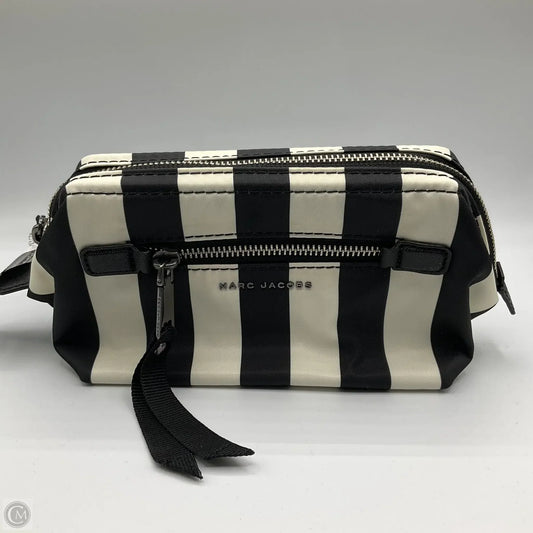 Makeup Bag Luxury Designer By Marc Jacobs, Size: Medium