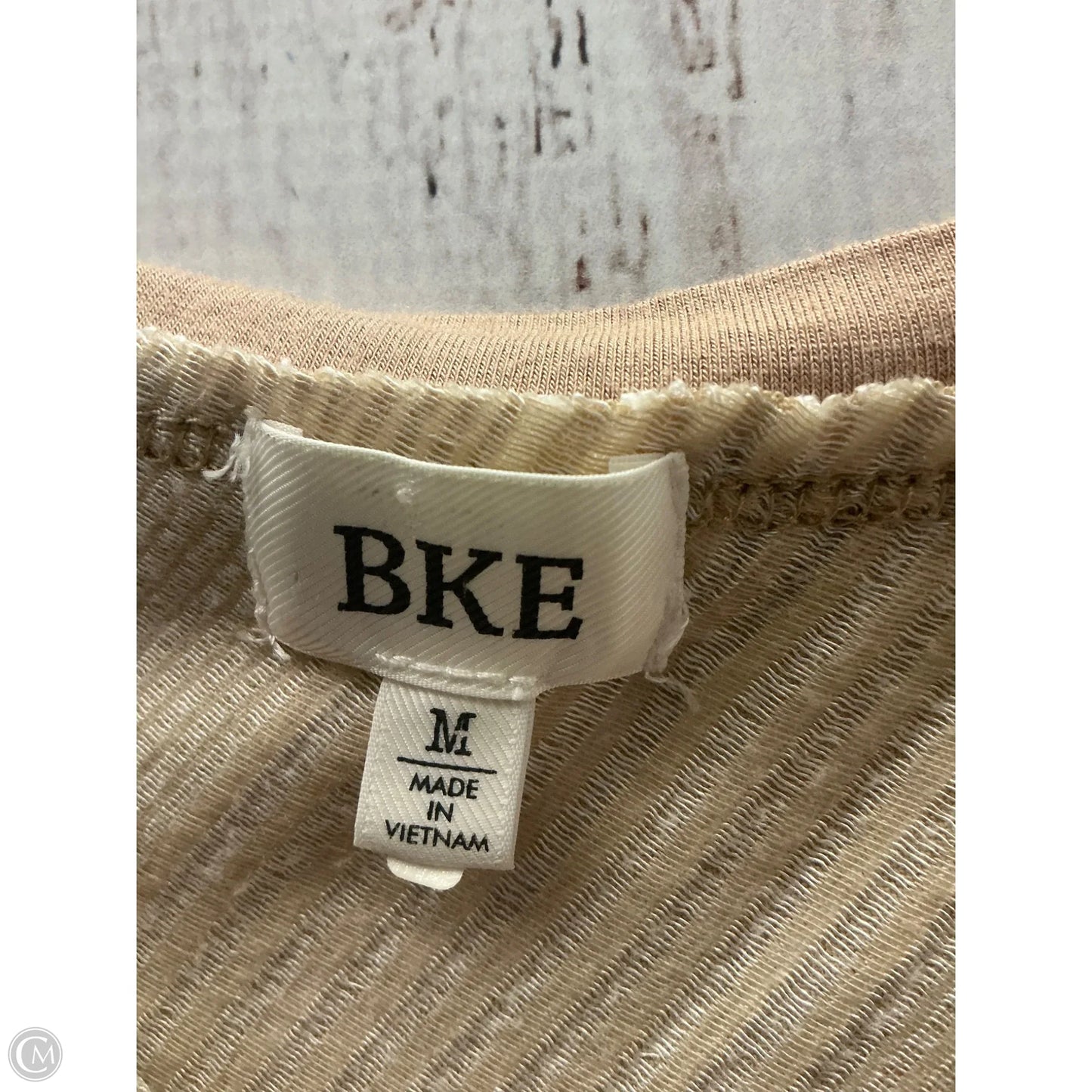 Top Short Sleeve By Bke In Cream, Size: M