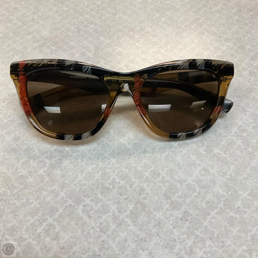 Sunglasses Luxury Designer By Burberry, Size: Medium