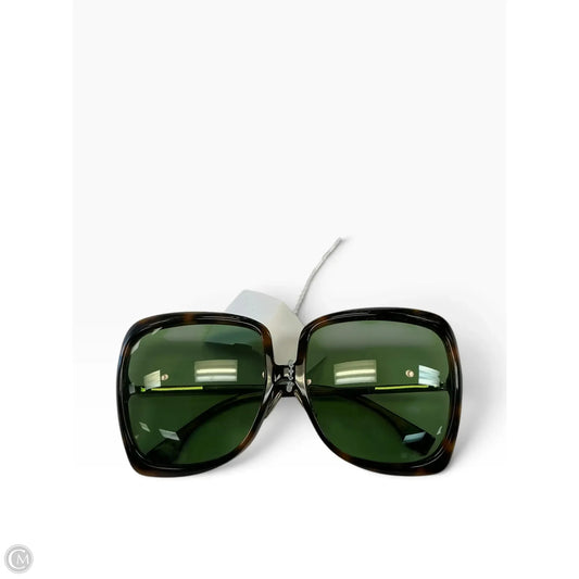 Sunglasses Luxury Designer By Fendi, Size: Large